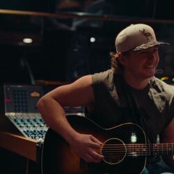 Back Full Of Feathers Chords by Cole Phillips