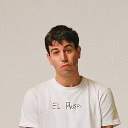 Películas De Acción Chords by Conociendo Rusia