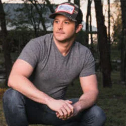 Didn't Miss A Beat Chords by Easton Corbin