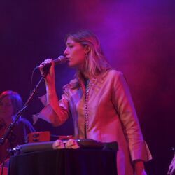 Cornelia Murr chords for Hero