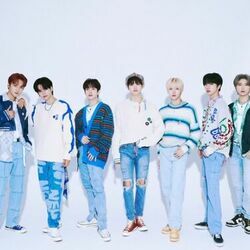 Party Rock Chords by Cravity