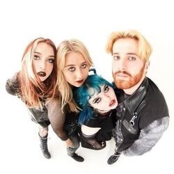 I End Up Alone Chords by Crawlers