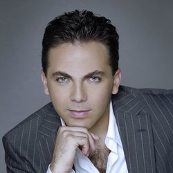 Si Me Dejas Ahora by Cristian Castro