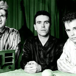 Walking On The Spot Ukulele Chords by Crowded House