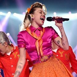 Younger Now  Intro by Miley Cyrus