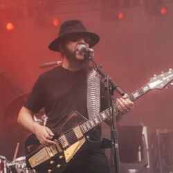 Destroy The Power Tab by Daron Malakian And Scars On Broadway