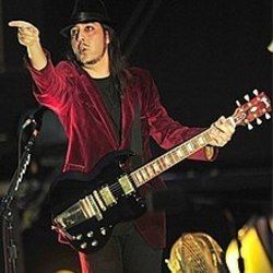 Fucking Bass tabs by Daron Malakian And Scars On Broadway