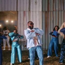 Davido, Musa Keys chords for Unavailable