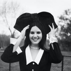 A And W Bass tabs by Lana Del Rey