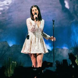 Change - Black Beauty - Young And Beautiful - Ride Live Chords by Lana Del Rey
