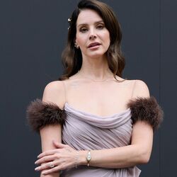 White Feather Hawk Tail Deer Hunter Chords by Lana Del Rey