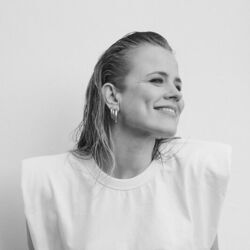 Ease My Mind Chords by Ilse Delange