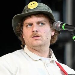 20181212 Bass Tab by Mac Demarco