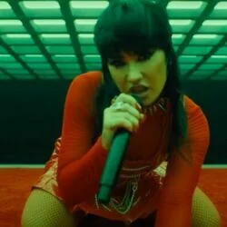 Eat Me Live Chords by Demi Lovato