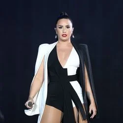 The Way You Don't Look At Me (Ver2) Chords by Demi Lovato