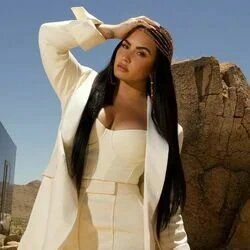 Two Pieces (Ver2) Chords by Demi Lovato
