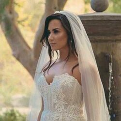 Give Me Love Chords by Demi Lovato