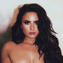 Solo  Chords by Demi Lovato