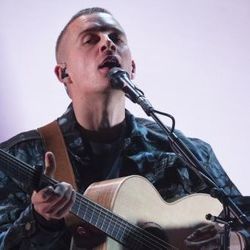 Driving Home For Christmas Chords by Dermot Kennedy