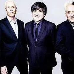 Liebe Gegen Rechts Chords by Die Ärzte