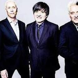 Liebe Gegen Rechts Chords by Die Ärzte