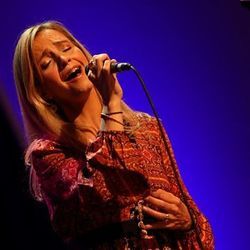 The Leaving Song Chords by Cara Dillon
