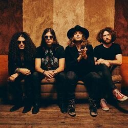 Roam Chords by Dirty Honey