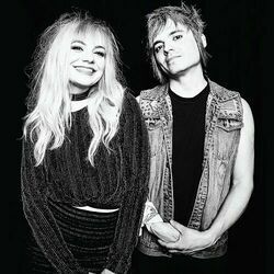 Super Mega Ultraviolet Chords by The Dollyrots