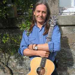 Singing Land Chords by Dougie Maclean