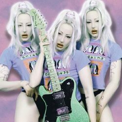 On The Radio Chords by Du Blonde