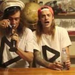 Red Light Green Light Chords by Dune Rats