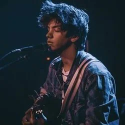 Revolving Door Chords by Dysn