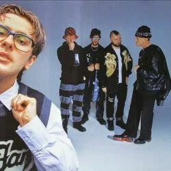 Dear Miss Holloway Chords by Easy Life