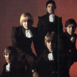 Baby I'm Comin Chords by The Easybeats