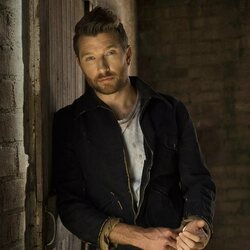 Where Do I Sign Chords by Brett Eldredge