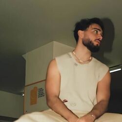 Schreib Wenn Du Da Bist Chords by ELEHA