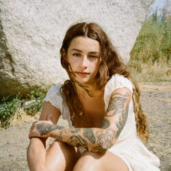 Eleni Drake chords for Half alive