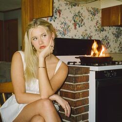Somebody Cooked Here Chords by Elizabeth Nichols