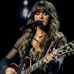 It Wasn't God Who Made Honky Tonk Angels Chords by Ella Langley