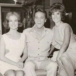 Satisfied Chords by Elvis Presley