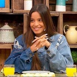 Como Si No Importara Ukulele Chords by Emilia Mernes