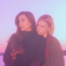 Viimeiset Hitaat Chords by Emma & Matilda