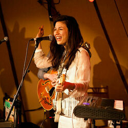 Secret Circus Chords by Emmy The Great