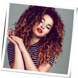 Feel The Love Acoustic Chords by Ella Eyre