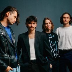 Ease My Mind Chords by The Faim