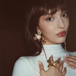 Porcelain Chords by Faouzia