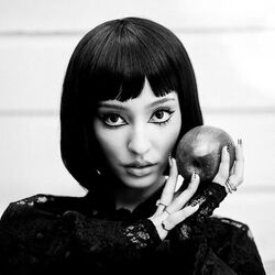 Faouzia chords for Pretty stranger