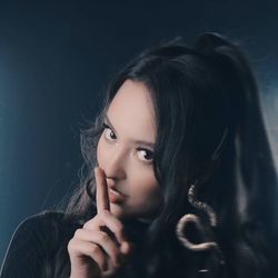 Secrets Chords by Faouzia