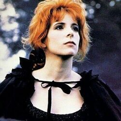 Pourvu Quelles Soient Douces by Mylene Farmer