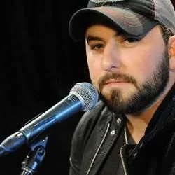 Only Truck In Town Chords by Tyler Farr